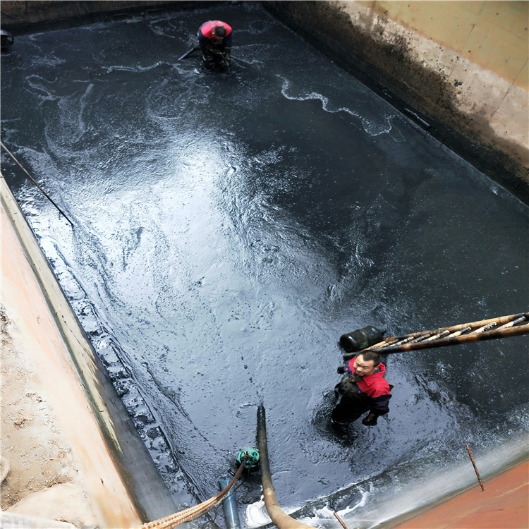 玉泉街道废水池清理